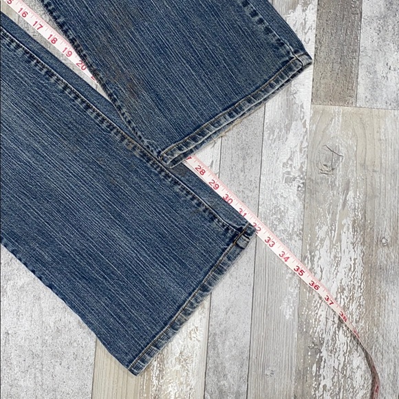 Women's Maurices Taylor Boot Distressed Jeans  5/6 - Picture 6 of 10